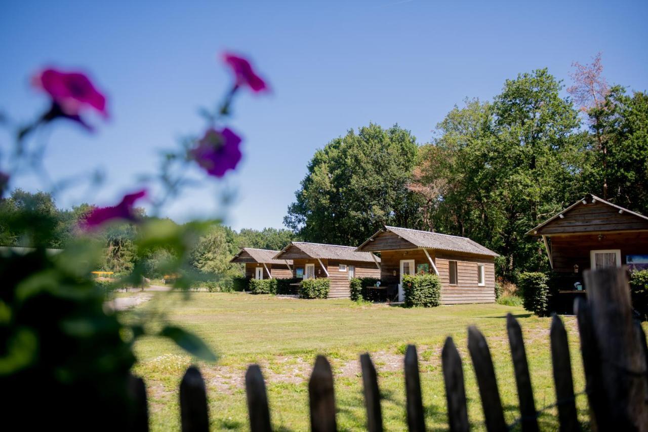 Natuurpoort Van Loon Hotel Loon op Zand Exterior photo